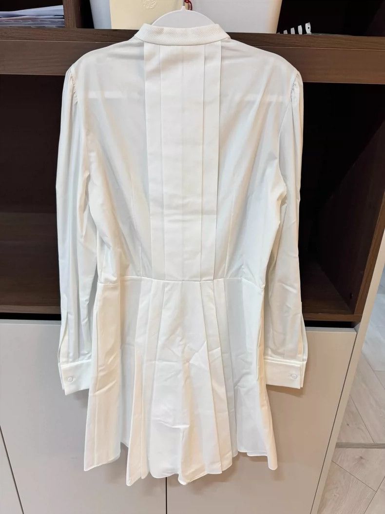 Alexander McQueen Alexander McQueen White Dress, Brand New Condition- DMC Size US 31 - 7 Thumbnail