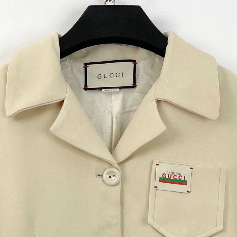 Gucci Gucci Short Beige Jacket with Logo Embroidery- DMC Size US S / EU 44-46 / 1 - 6 Thumbnail