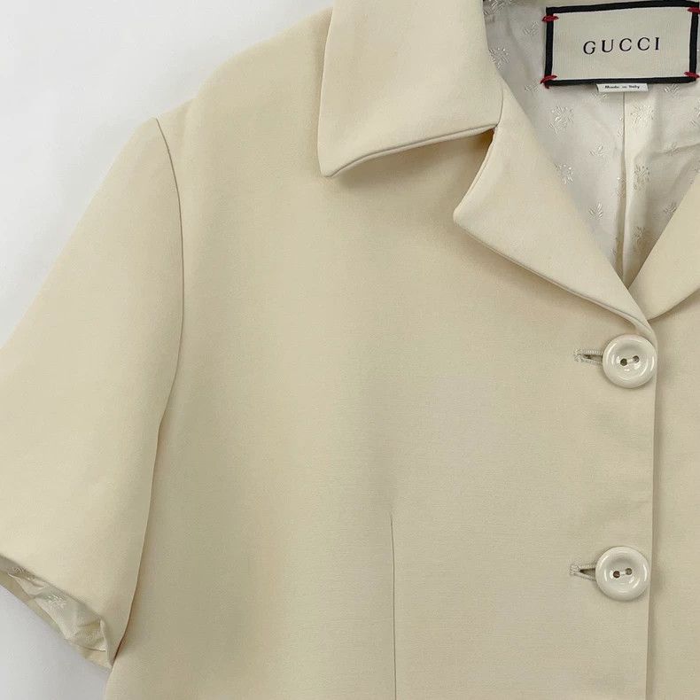 Gucci Gucci Short Beige Jacket with Logo Embroidery- DMC Size US S / EU 44-46 / 1 - 4 Thumbnail