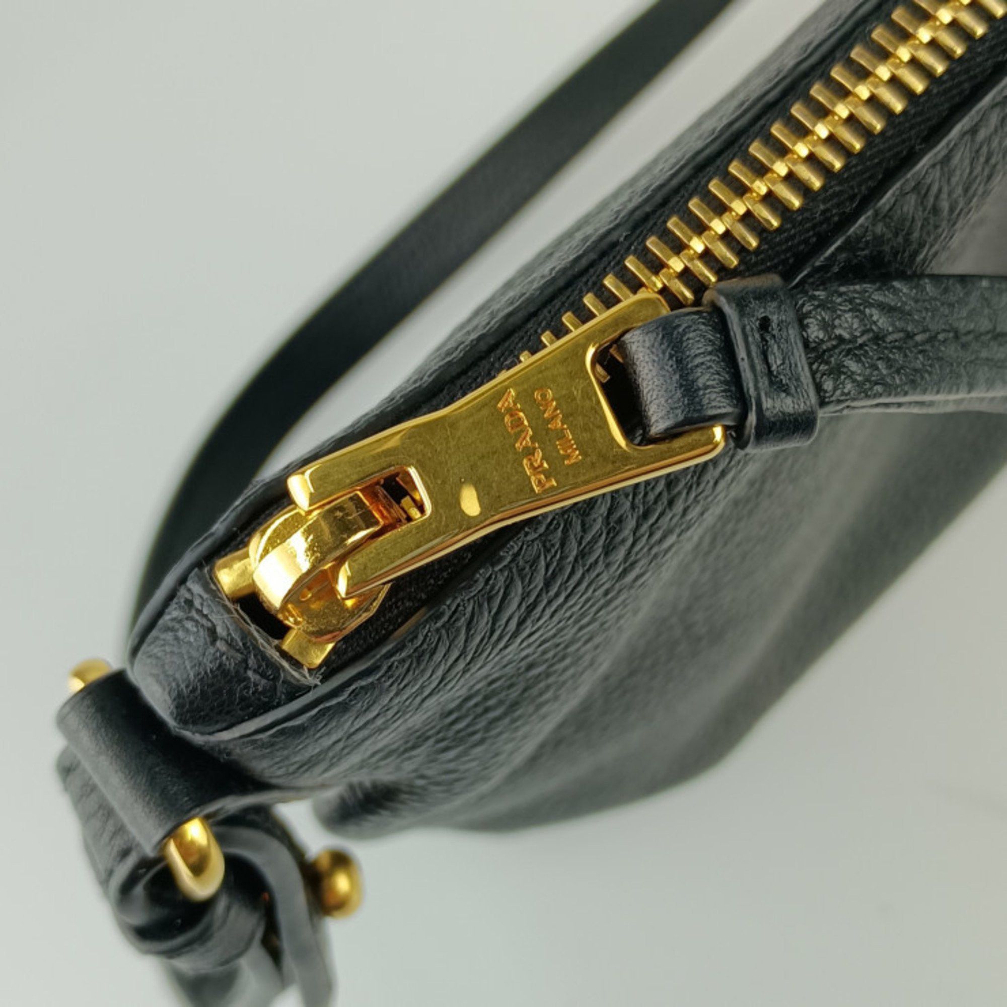 Prada Prada Shoulder Bag Crossbody 1BH050 Black VIT.DAINO Leather Women's with Replacement Strap Size ONE SIZE - 7 Thumbnail