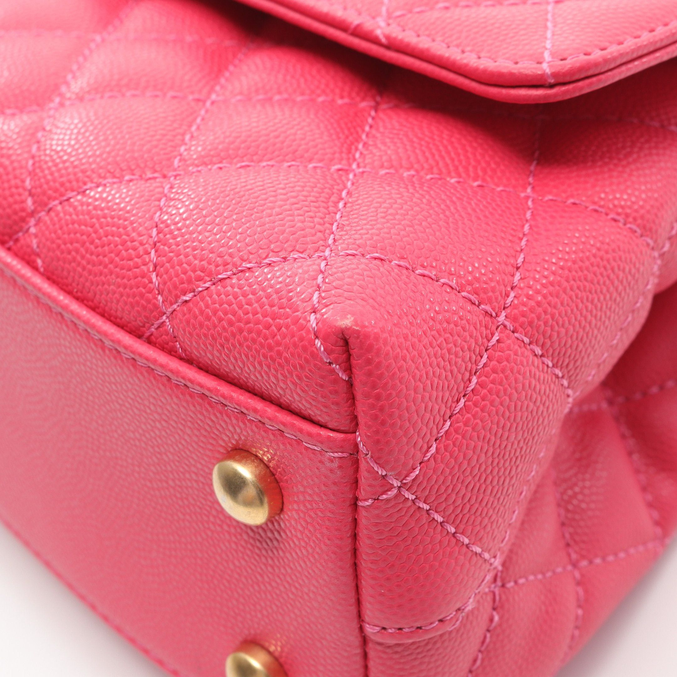 Chanel Chanel Coco Handle Flap Matelasse Handbag Caviar Skin Pink Gold Hardware Size ONE SIZE - 7 Thumbnail
