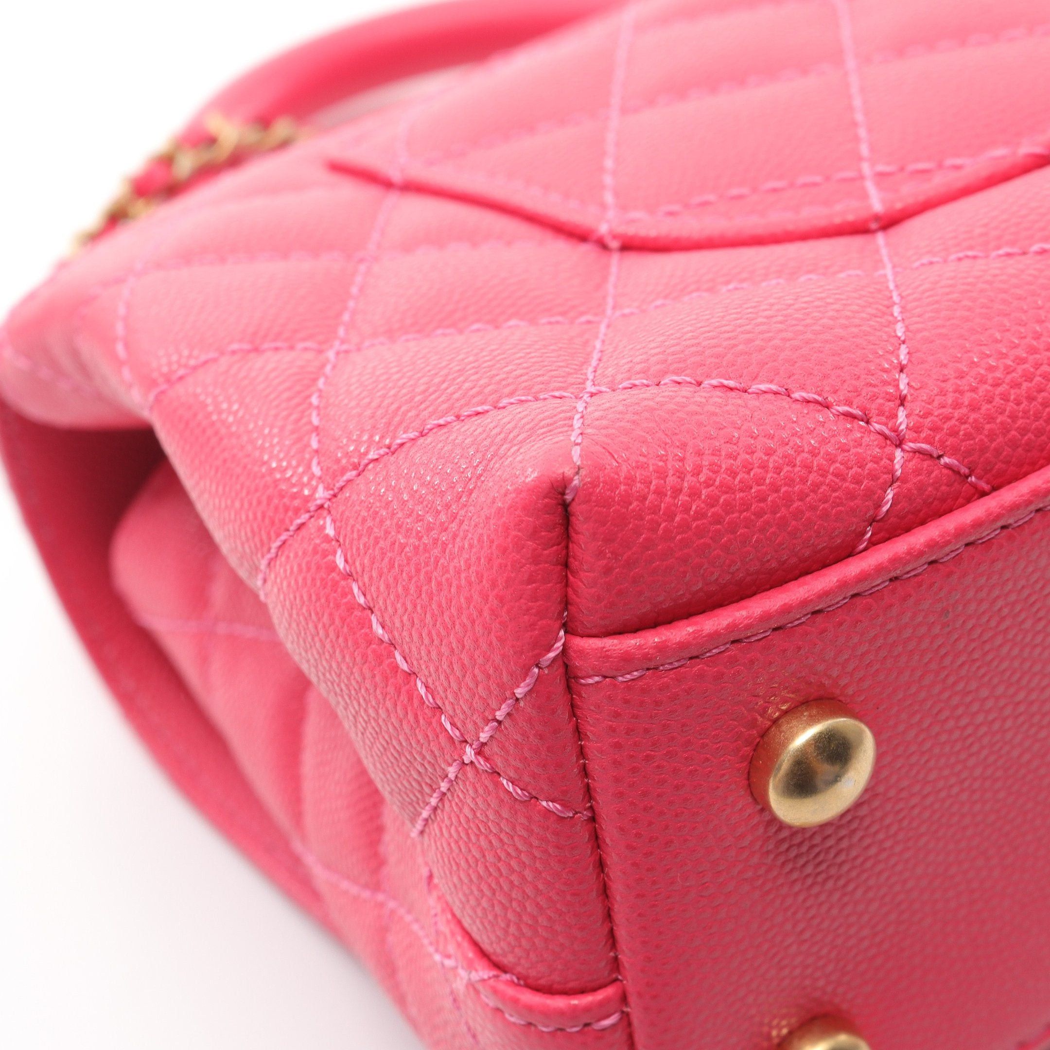 Chanel Chanel Coco Handle Flap Matelasse Handbag Caviar Skin Pink Gold Hardware Size ONE SIZE - 8 Thumbnail