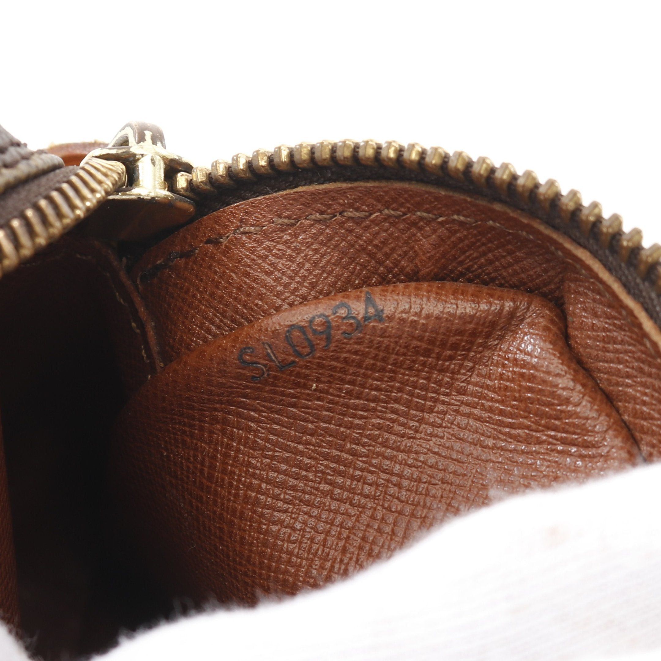 Louis Vuitton Louis Vuitton Marly Dragonne Pm Monogram Clutch Bag Second Leather Brown Size ONE SIZE - 5 Thumbnail