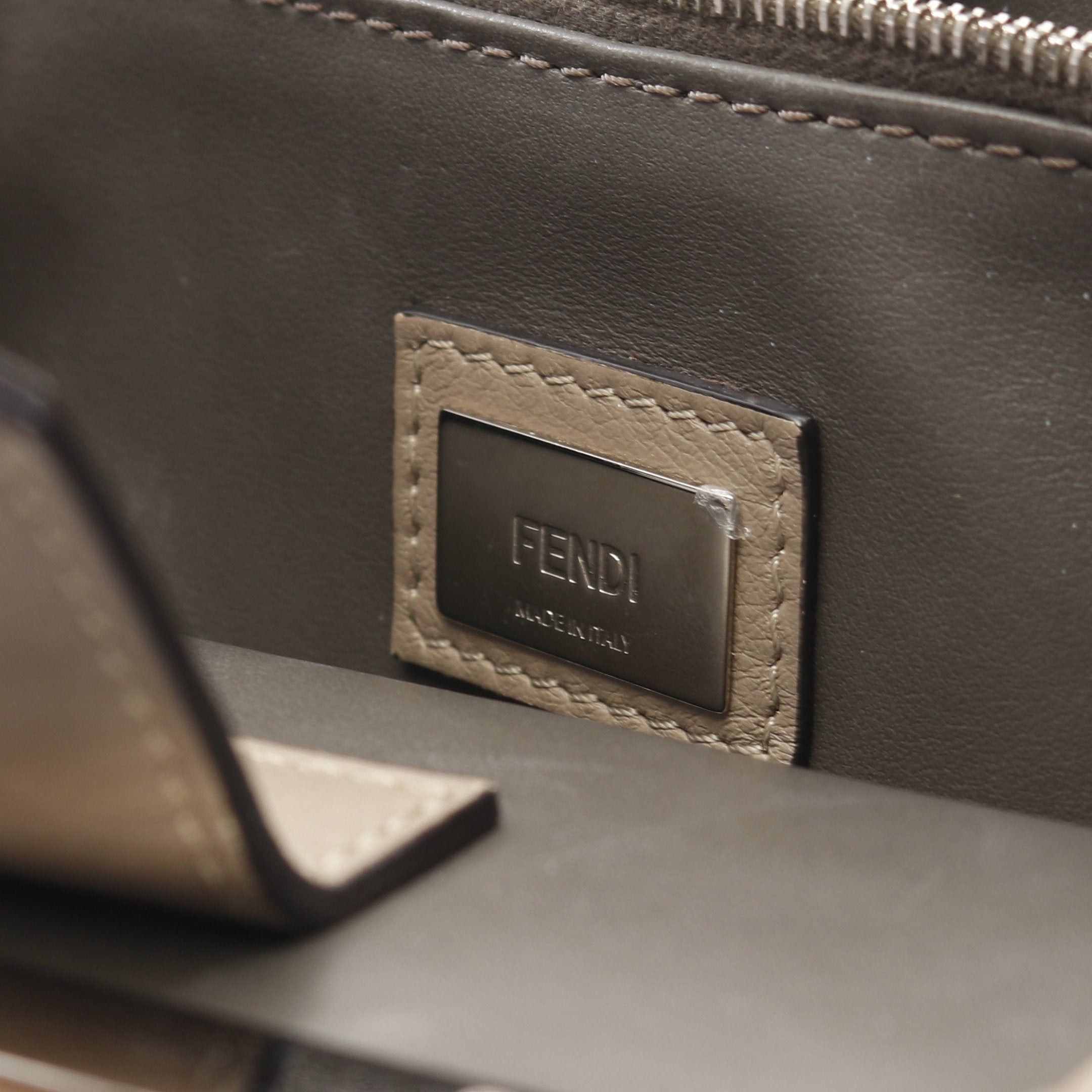 Fendi Fendi Petite 2Jours Petit Handbag Leather Gray Beige Size ONE SIZE - 4 Thumbnail