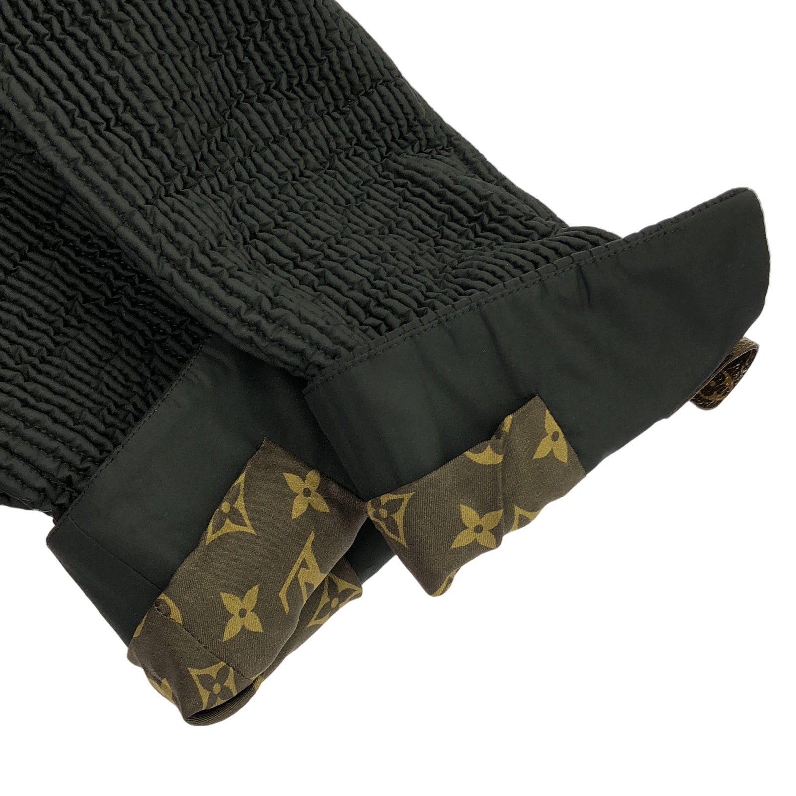 Louis Vuitton Louis Vuitton Coat Black Size ONE SIZE - 12 Thumbnail