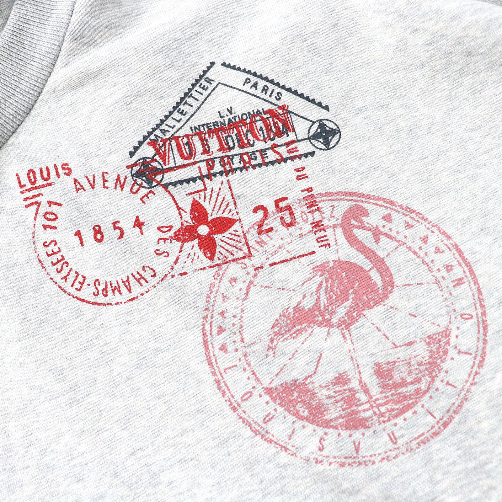 Louis Vuitton Louis Vuitton Louis Vuitton Flight mode Travel Stamp Crop Hoodie Cotton Hoodie Cotton Sweatshirts & Hoodies Size ONE SIZE - 5 Thumbnail