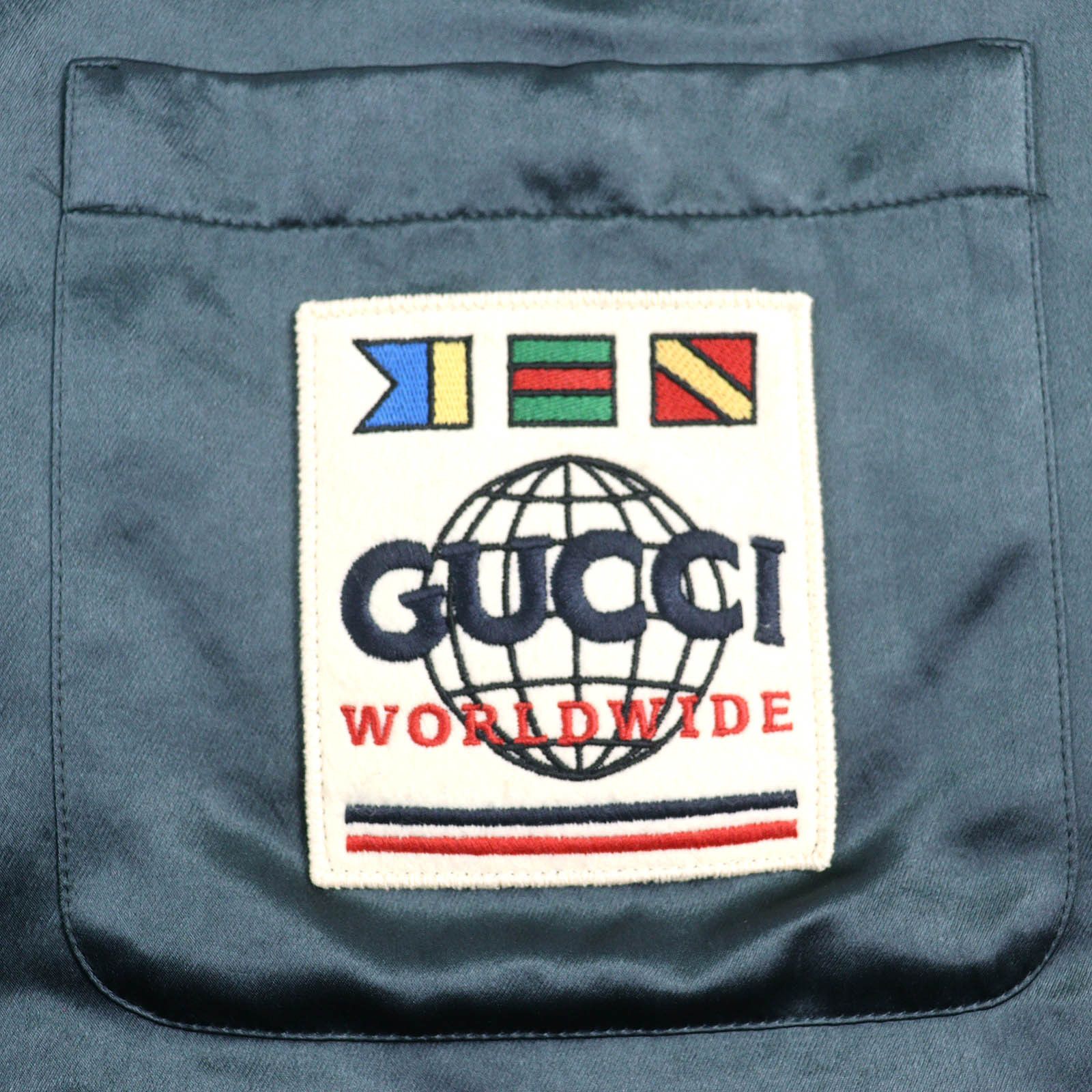 Gucci Gucci Gucci WORLD WIDE Logo patch acetate cotton shirt jacket Cotton Outerwear 604112 DUTY FREE for USA Size ONE SIZE - 5 Thumbnail