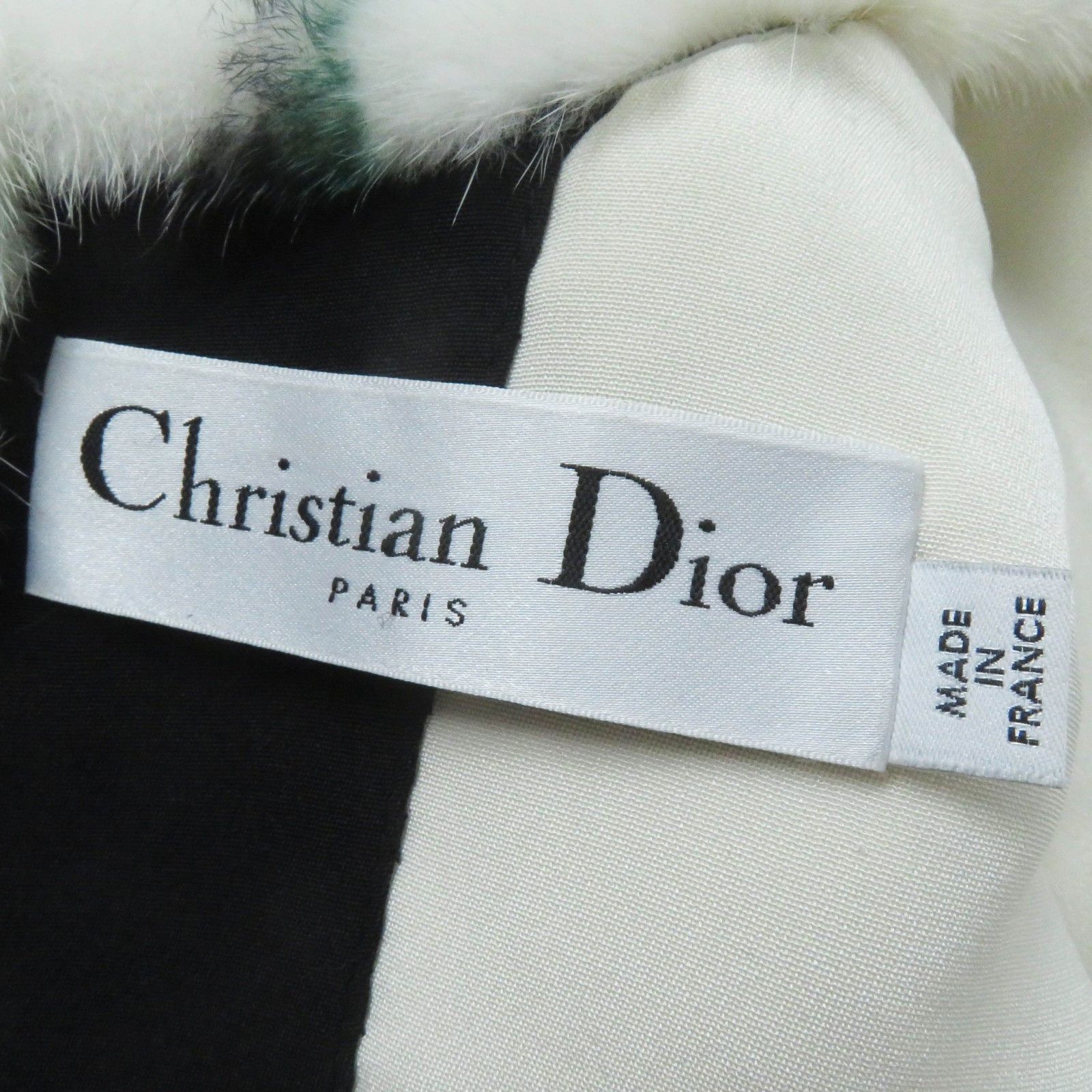 Dior Dior Christian Dior 5A26586A6035 Mink Silk Short Sleeve Top Natural Material Tops 5A26586A6035 Size ONE SIZE - 8 Thumbnail