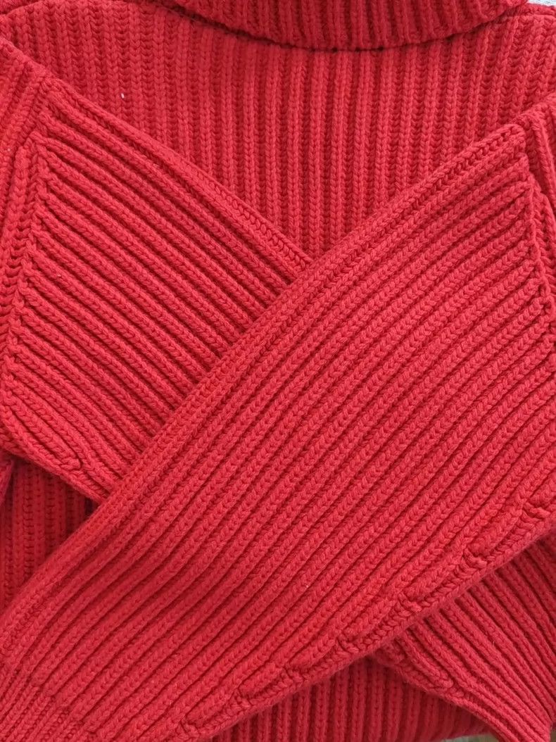 Balenciaga Red Turtleneck Knit Sweater by Balenciaga- DMC Size US S / EU 44-46 / 1 - 6 Thumbnail