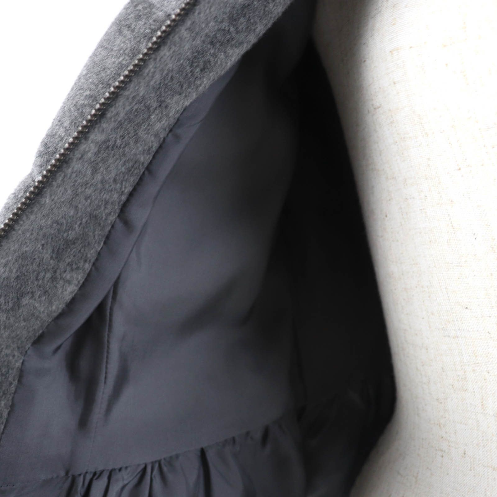 Other Other Rene Down Fox fur Down jacket Natural Material Outerwear Size ONE SIZE - 5 Thumbnail