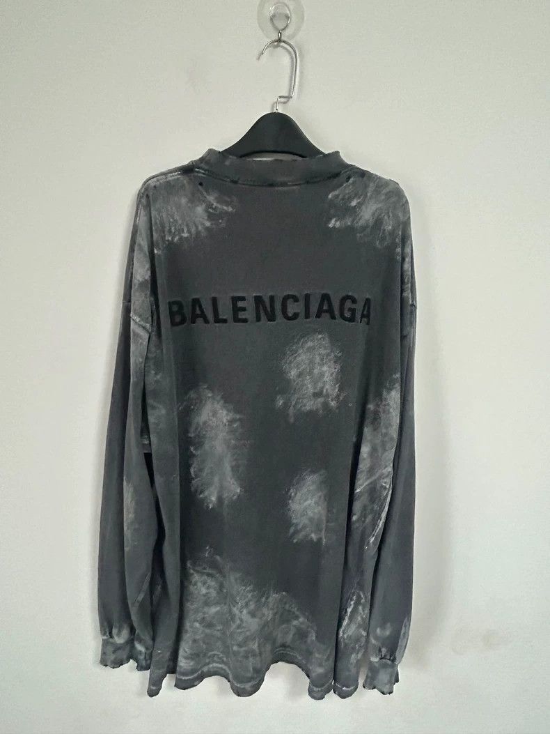 Balenciaga Balenciaga Long Sleeve Tee in Washed Gray- DMC Size US S / EU 44-46 / 1 - 2 Thumbnail