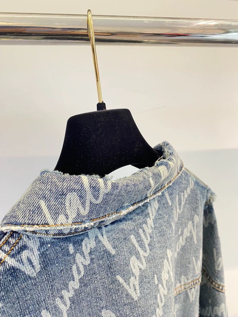 Balenciaga Balenciaga Denim Jacket with Logo Print- DMC Size US L / EU 52-54 / 3 - 6 Thumbnail