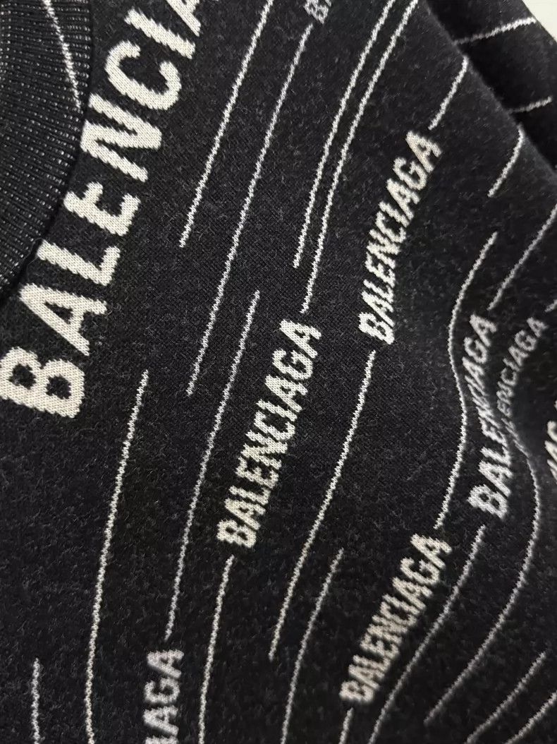 Balenciaga Balenciaga Logo Print Long Sleeve Sweatshirt- DMC Size US S / EU 44-46 / 1 - 4 Thumbnail