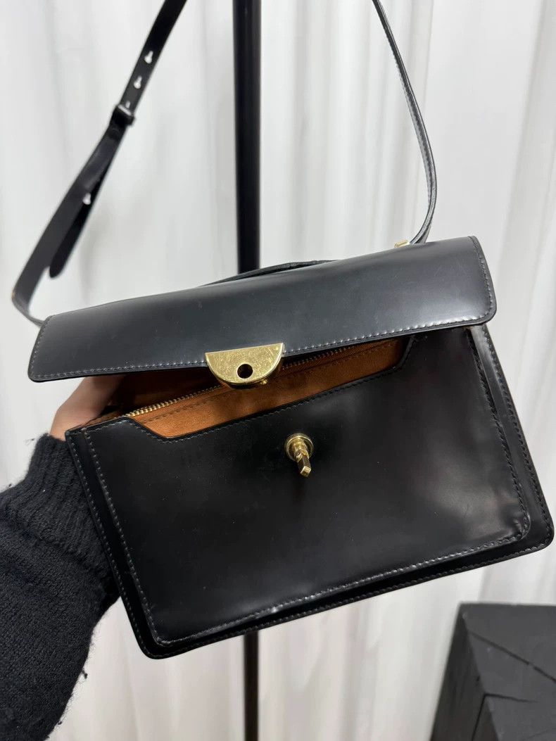 Dries Van Noten Dries Van Noten Square Gold Buckle Bag- DMC Size ONE SIZE - 7 Thumbnail