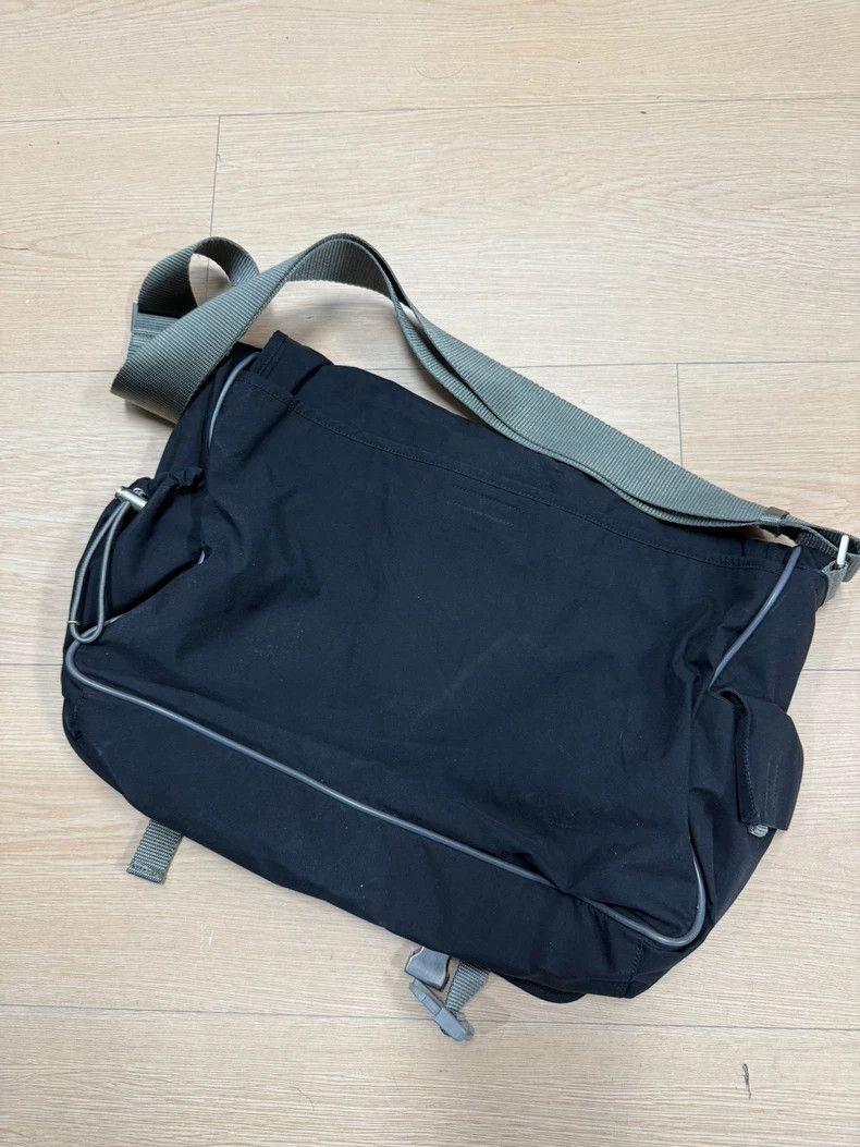 Prada Prada Black Messenger Bag with Two Pockets- DMC Size ONE SIZE - 5 Thumbnail