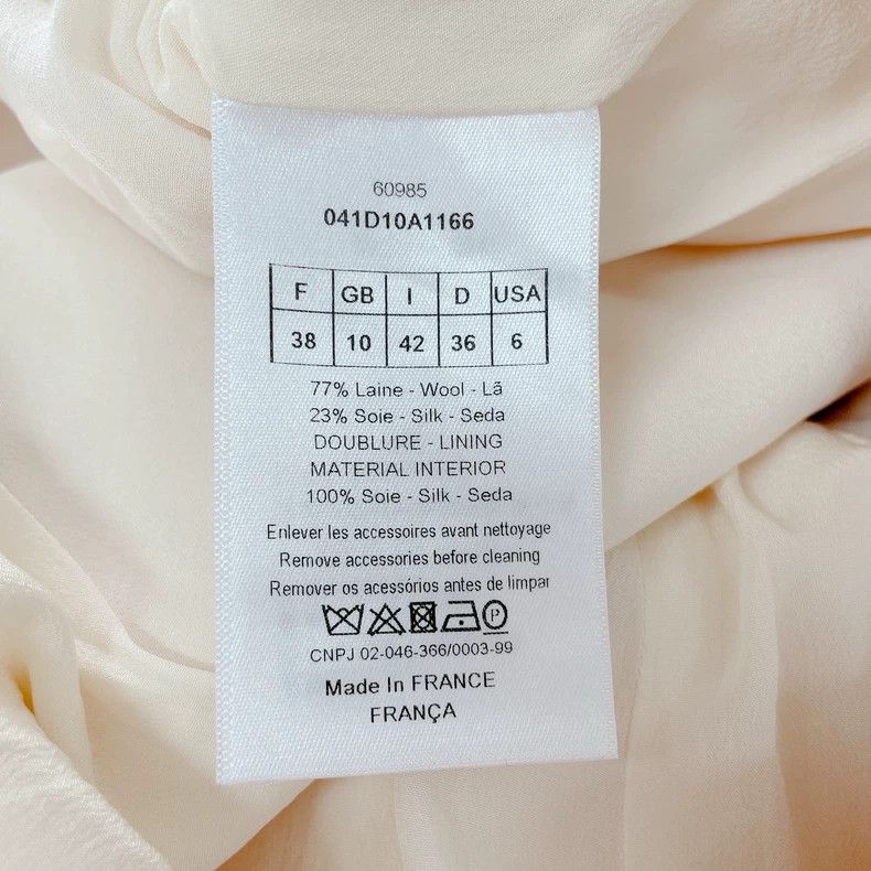 Dior Christian Dior Beige Double-Breasted Dress- DMC Size US 38 / EU 54 - 6 Thumbnail