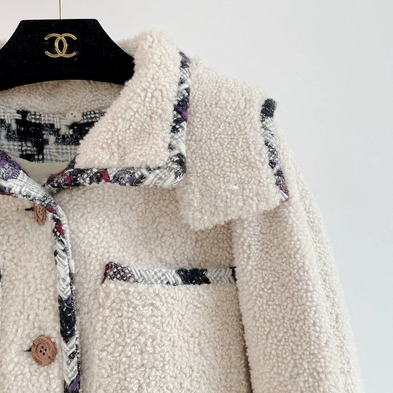 Chanel CHANEL Oversized Shearling Logo Jacket with Hood- DMC Size US XS / EU 42 / 0 - 3 Thumbnail