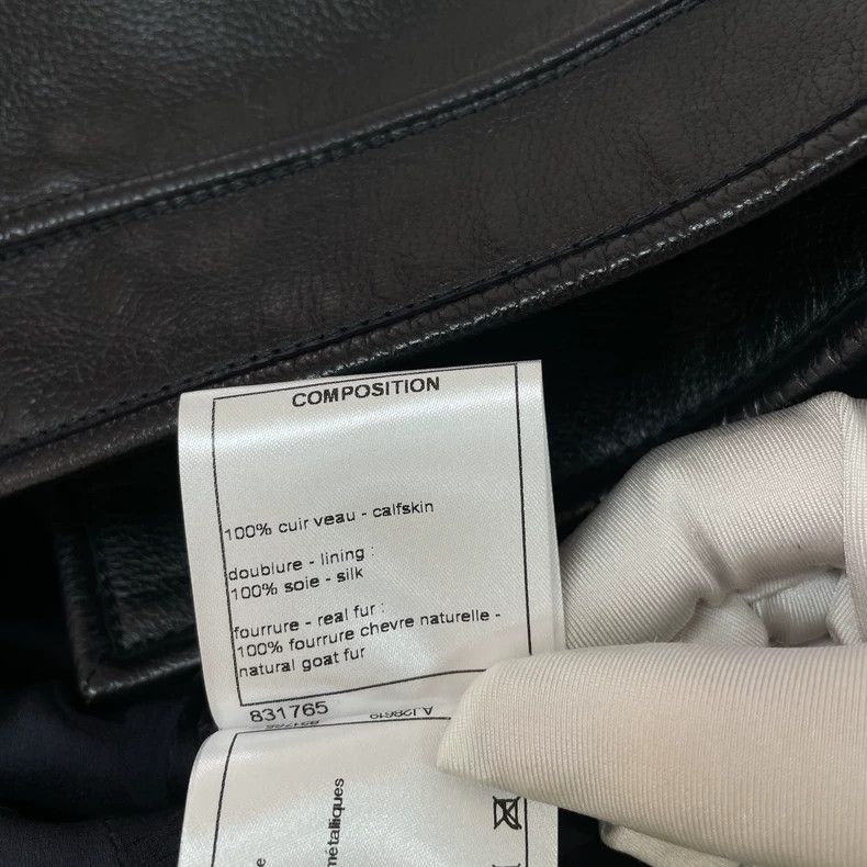 Chanel CHANEL Black Leather Jacket with Fur Collar- DMC Size US XS / EU 42 / 0 - 7 Thumbnail