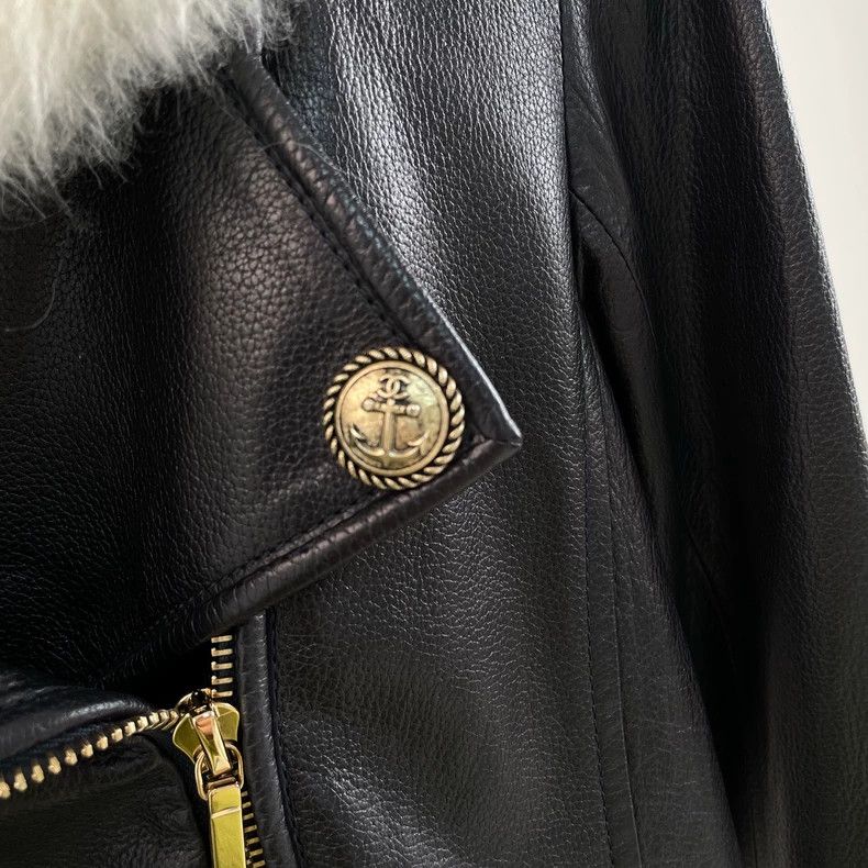 Chanel CHANEL Black Leather Jacket with Fur Collar- DMC Size US XS / EU 42 / 0 - 4 Thumbnail
