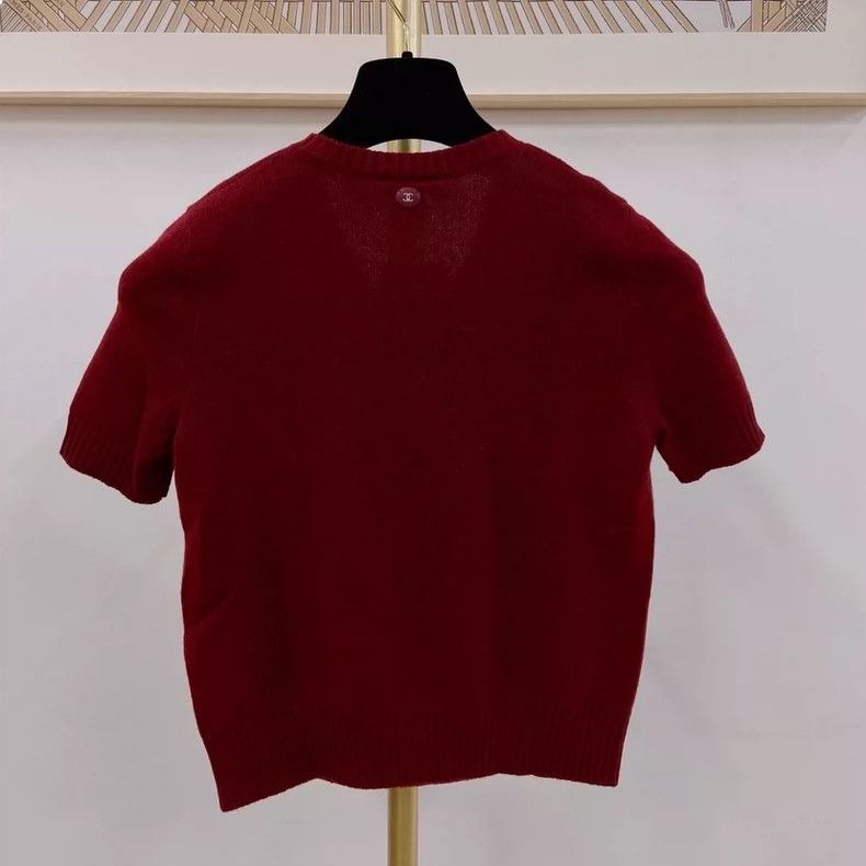 Chanel Chanel Red Short Sleeve Sweater Size 36- DMC Size US S / EU 44-46 / 1 - 2 Thumbnail