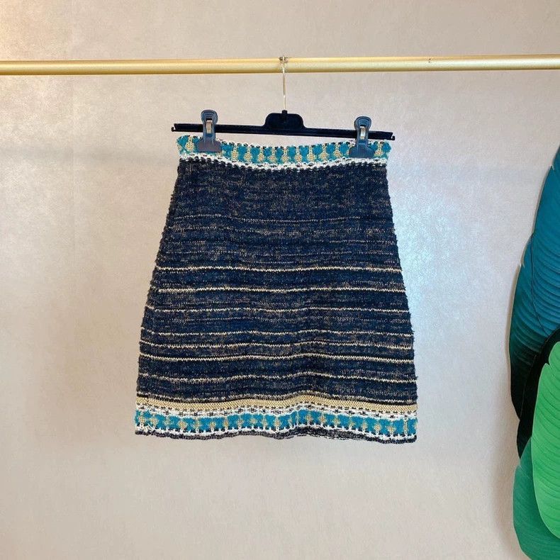 Chanel CHANEL Knit Skirt from Egypt Collection Size 36- DMC Size US 36 / EU 52 - 2 Thumbnail