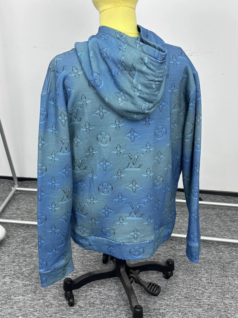 Louis Vuitton Louis Vuitton Blue Gradient Hoodie with Logo- DMC Size US XL / EU 56 / 4 - 2 Thumbnail