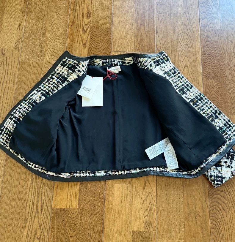 Alexander McQueen Alexander McQueen Women's Woven Jacket with Trim- DMC Size US M / EU 48-50 / 2 - 4 Thumbnail