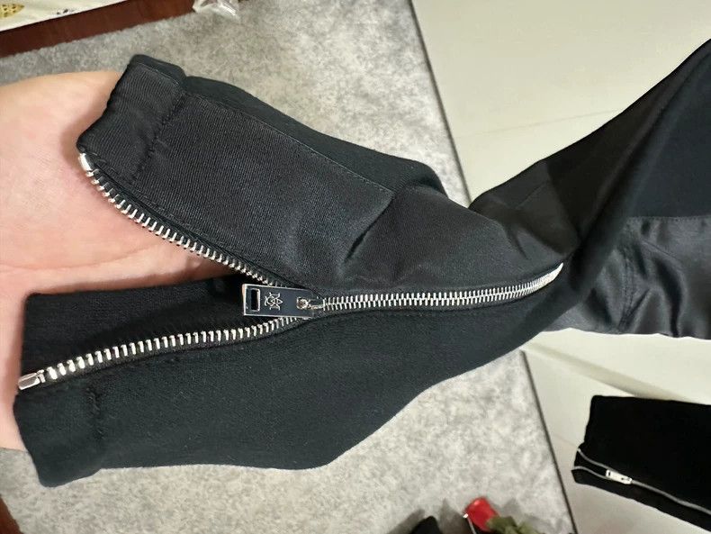 Alexander McQueen Alexander McQueen Unique Black Sweatpants Design- DMC Size US 27 - 5 Thumbnail