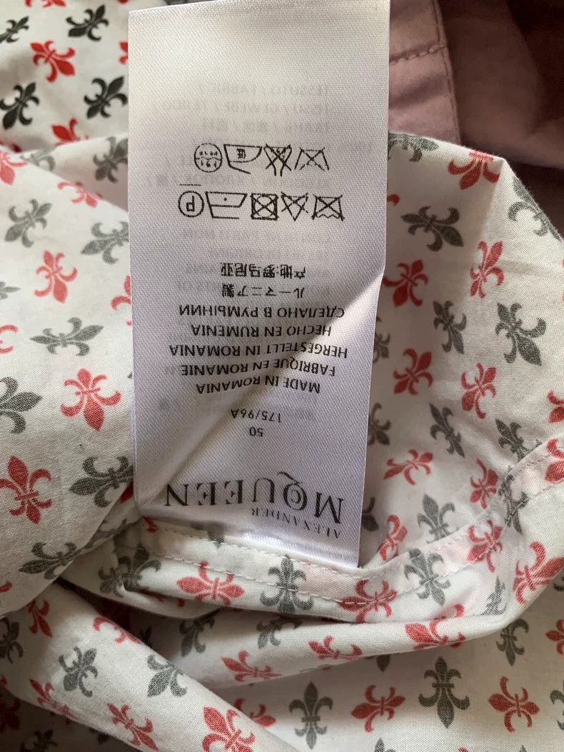 Alexander McQueen ALEXANDER MCQUEEN Short Sleeve Shirt Size 50- DMC Size US L / EU 52-54 / 3 - 7 Thumbnail