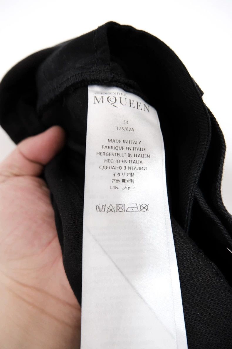 Alexander McQueen Alexander McQueen Unique Black and Red Jeans- DMC Size US 34 / EU 50 - 7 Thumbnail