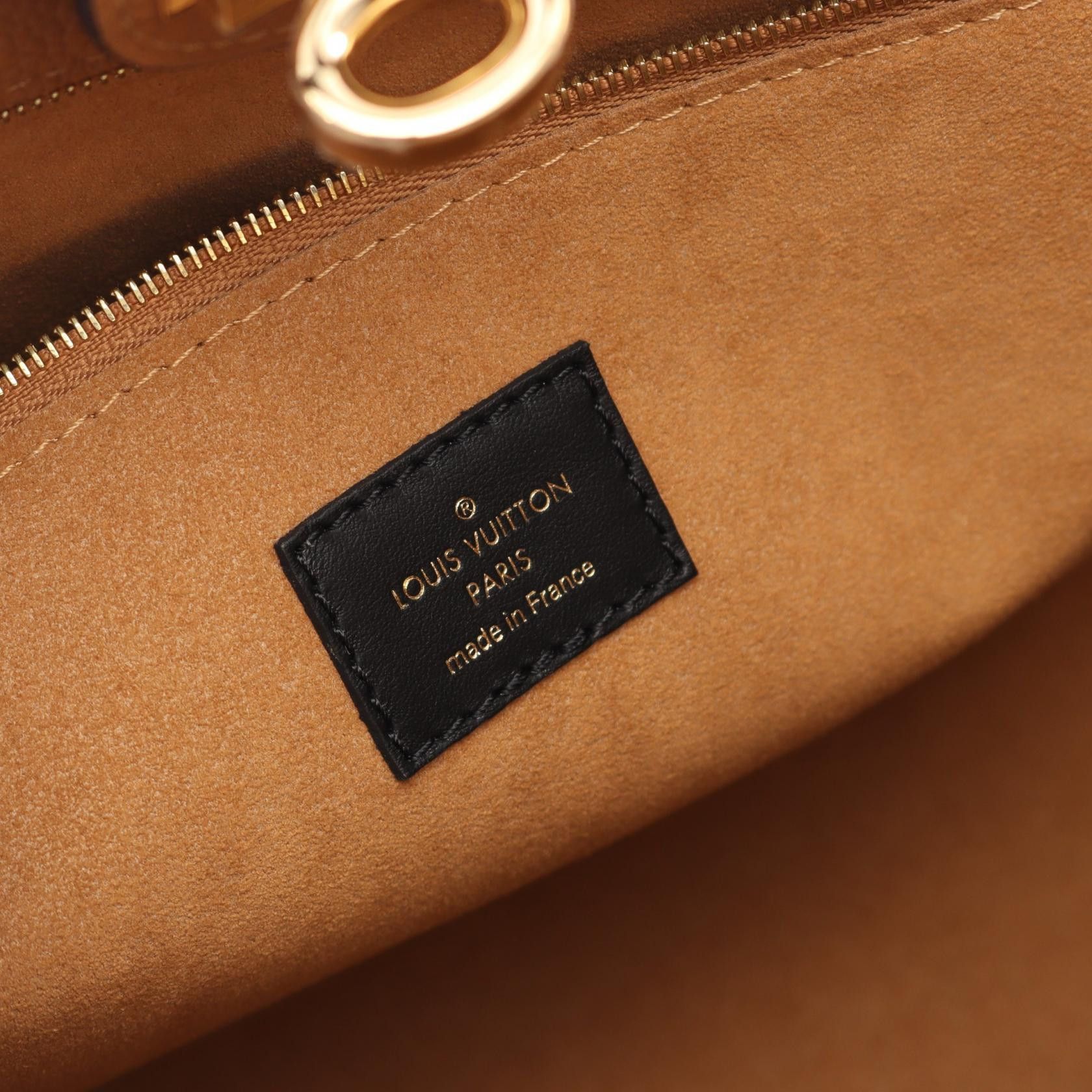 Louis Vuitton Louis Vuitton Louis Vuitton On My Side Monogram 2way bag Canvas Handbag M53823 Size ONE SIZE - 4 Thumbnail
