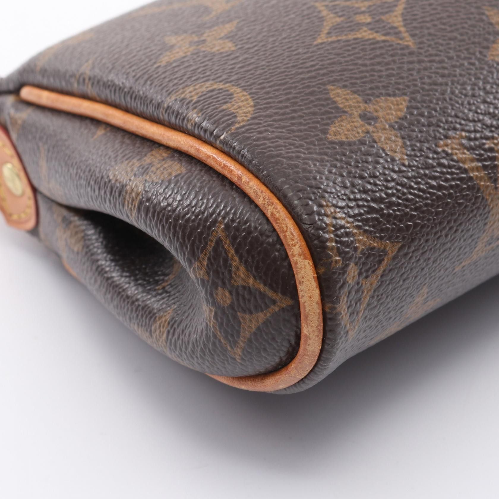 Louis Vuitton Louis Vuitton Eva Monogram Coated Canvas Shoulder Bag Canvas Shoulder Bag M95567