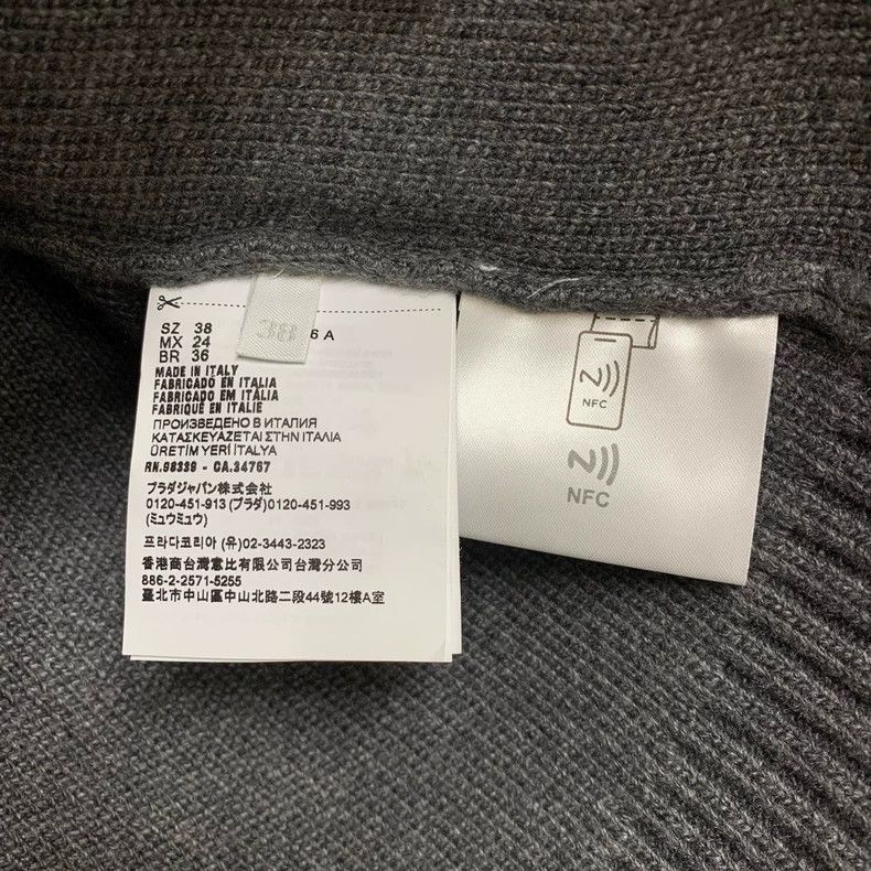 Prada Miu Miu Gray Knit Cardigan with Logo- DMC Size US M / EU 48-50 / 2 - 4 Thumbnail