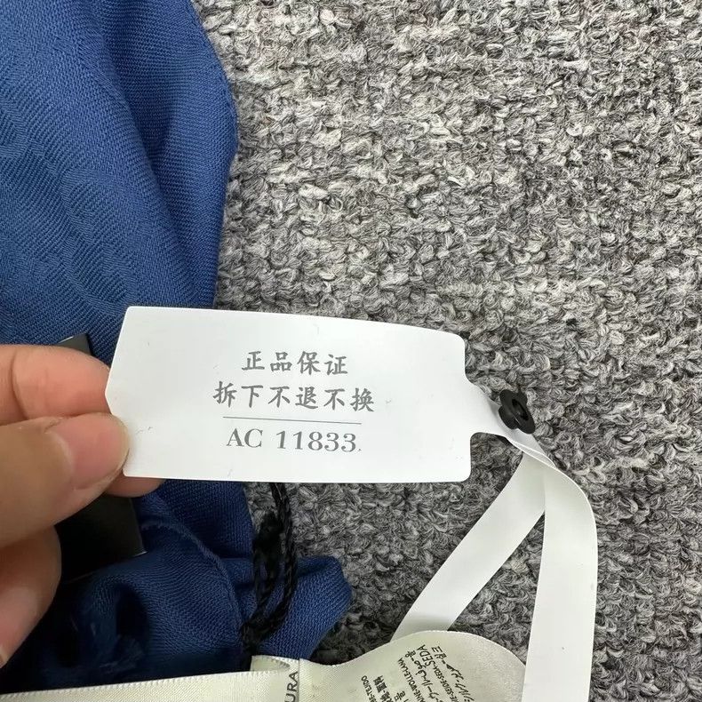 Gucci Gucci Blue Logo Scarf, 45*180cm, Brand New- DMC Size ONE SIZE - 7 Thumbnail