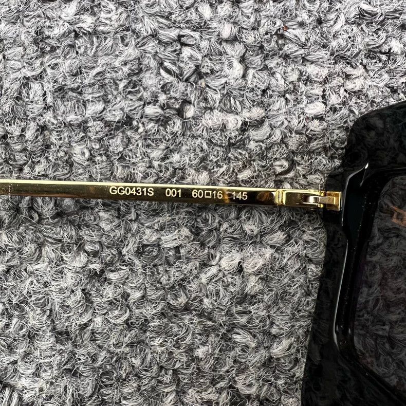 Gucci Gucci Rhinestone Logo Sunglasses- DMC Size ONE SIZE - 5 Thumbnail