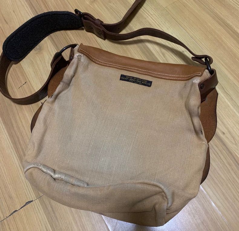The Real McCoy's Leather Messenger Bag with Two Compartments- DMC Size ONE SIZE - 3 Thumbnail