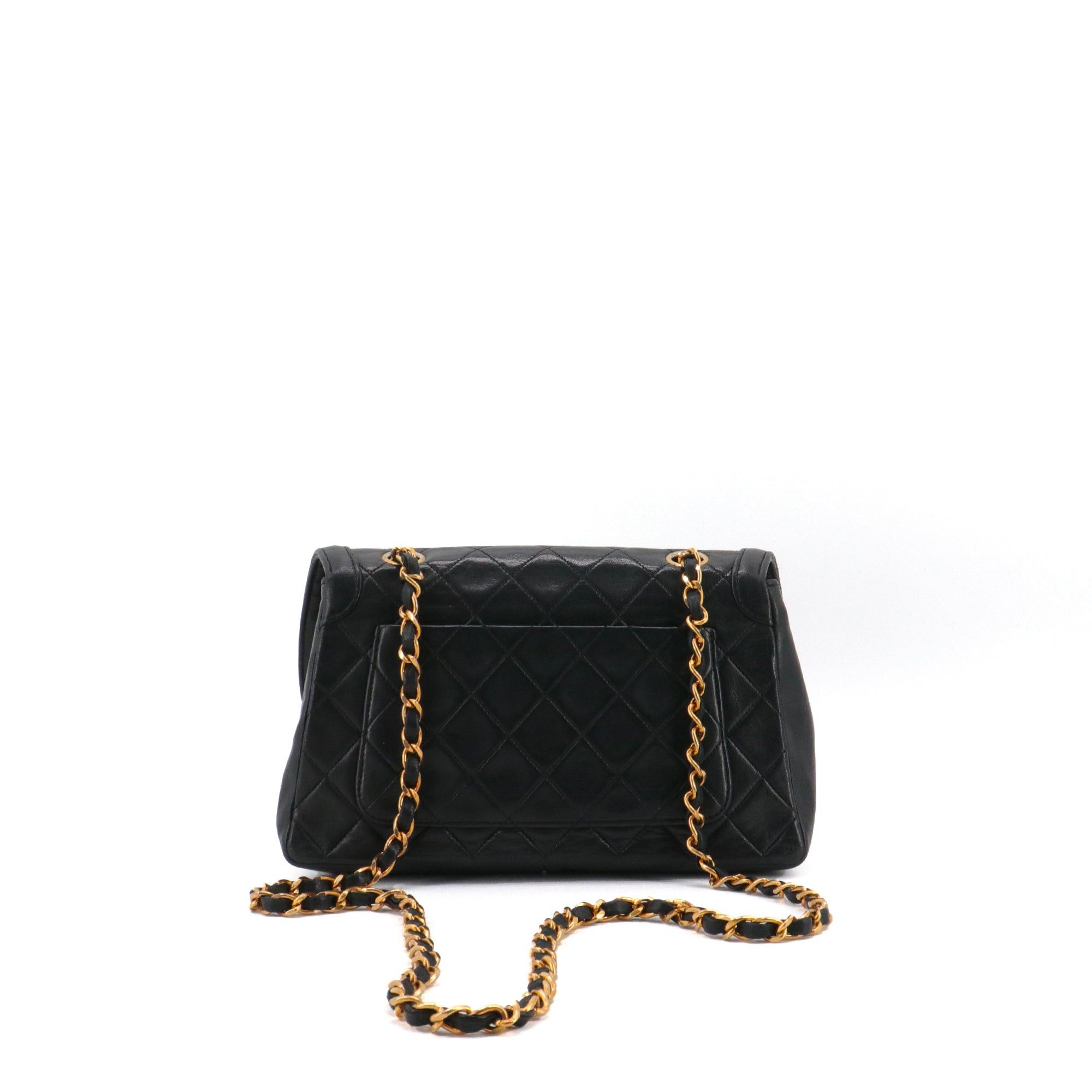Chanel CHANEL - Chanel Simple Flap Flap Shoulder Bag in Black Quilted Leather Size ONE SIZE - 3 Thumbnail