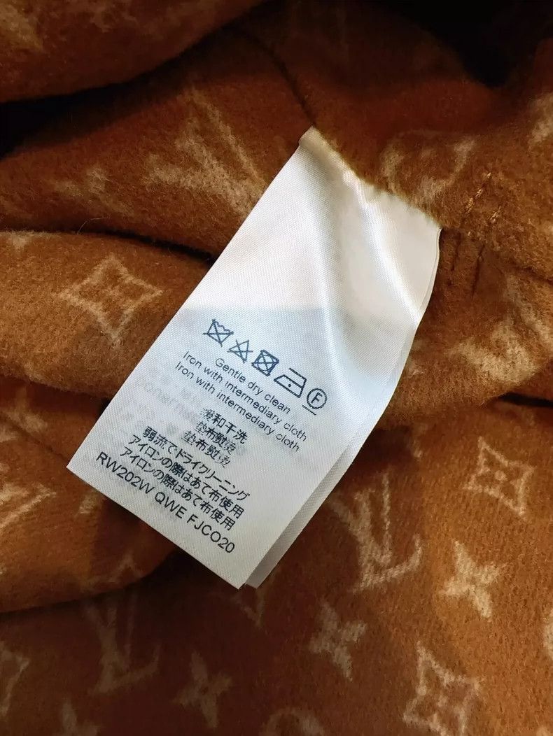 Louis Vuitton Louis Vuitton Caramel Hooded Robe Coat- DMC Size US M / EU 48-50 / 2 - 6 Thumbnail