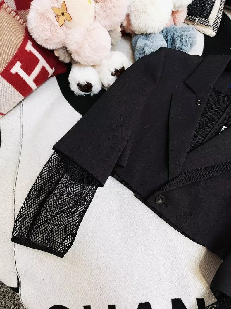 Louis Vuitton Louis Vuitton Black Cropped Suit Jacket- DMC Size US S / EU 44-46 / 1 - 7 Thumbnail