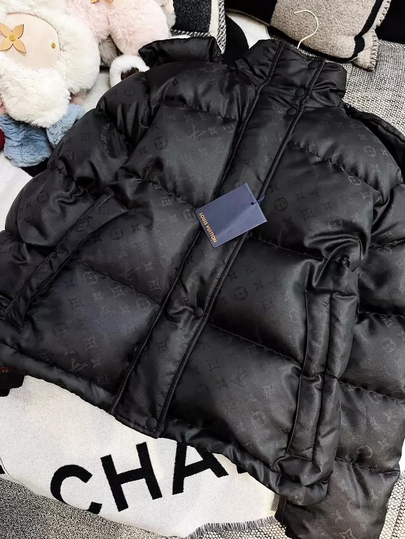 Louis Vuitton Louis Vuitton Black Puffer Jacket with Hood- DMC Size US M / EU 48-50 / 2 - 3 Thumbnail