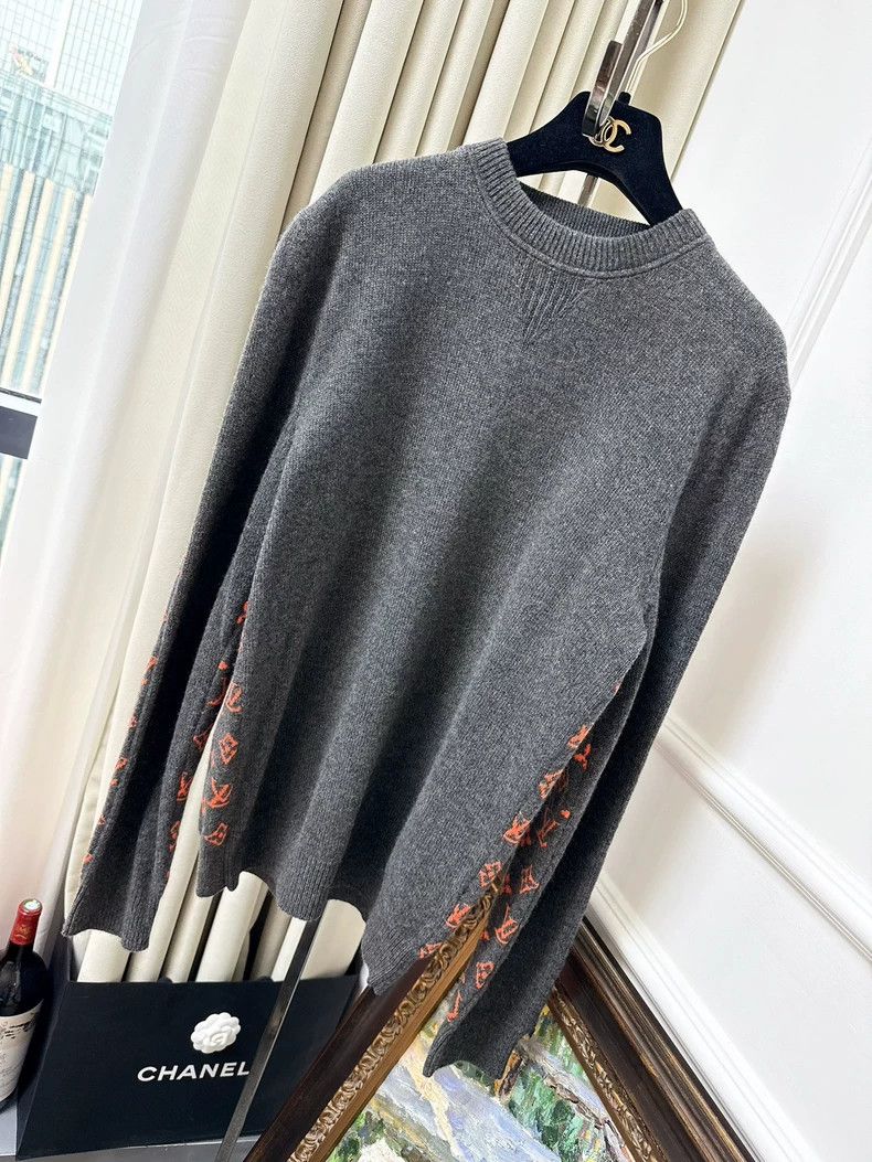 Louis Vuitton Gray and Orange Louis Vuitton Sweater- DMC Size US S / EU 44-46 / 1 - 8 Thumbnail