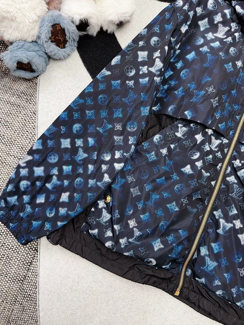 Louis Vuitton Louis Vuitton Hooded Jacket in Blue Black- DMC Size US S / EU 44-46 / 1 - 2 Thumbnail