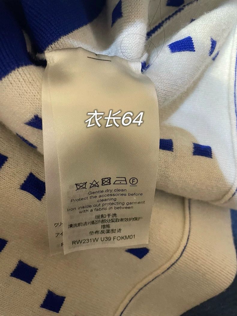 Louis Vuitton Stylish Blue Hooded Cape Sweatshirt- DMC Size US M / EU 48-50 / 2 - 6 Thumbnail