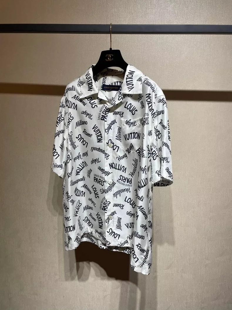 Louis Vuitton LV Letter Graffiti Silk Shirt Size S- DMC Size US S / EU 44-46 / 1 - 5 Thumbnail