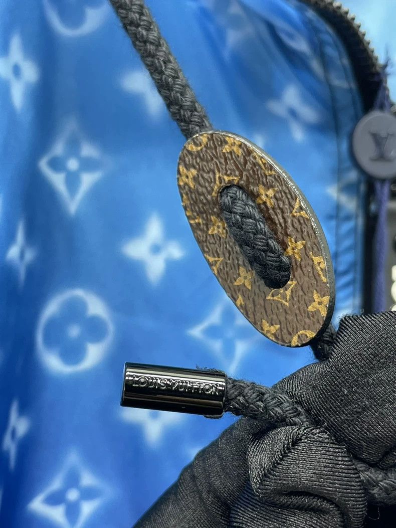 Louis Vuitton Blue Gradient Logo Windbreaker Jacket- DMC Size US S / EU 44-46 / 1 - 3 Thumbnail
