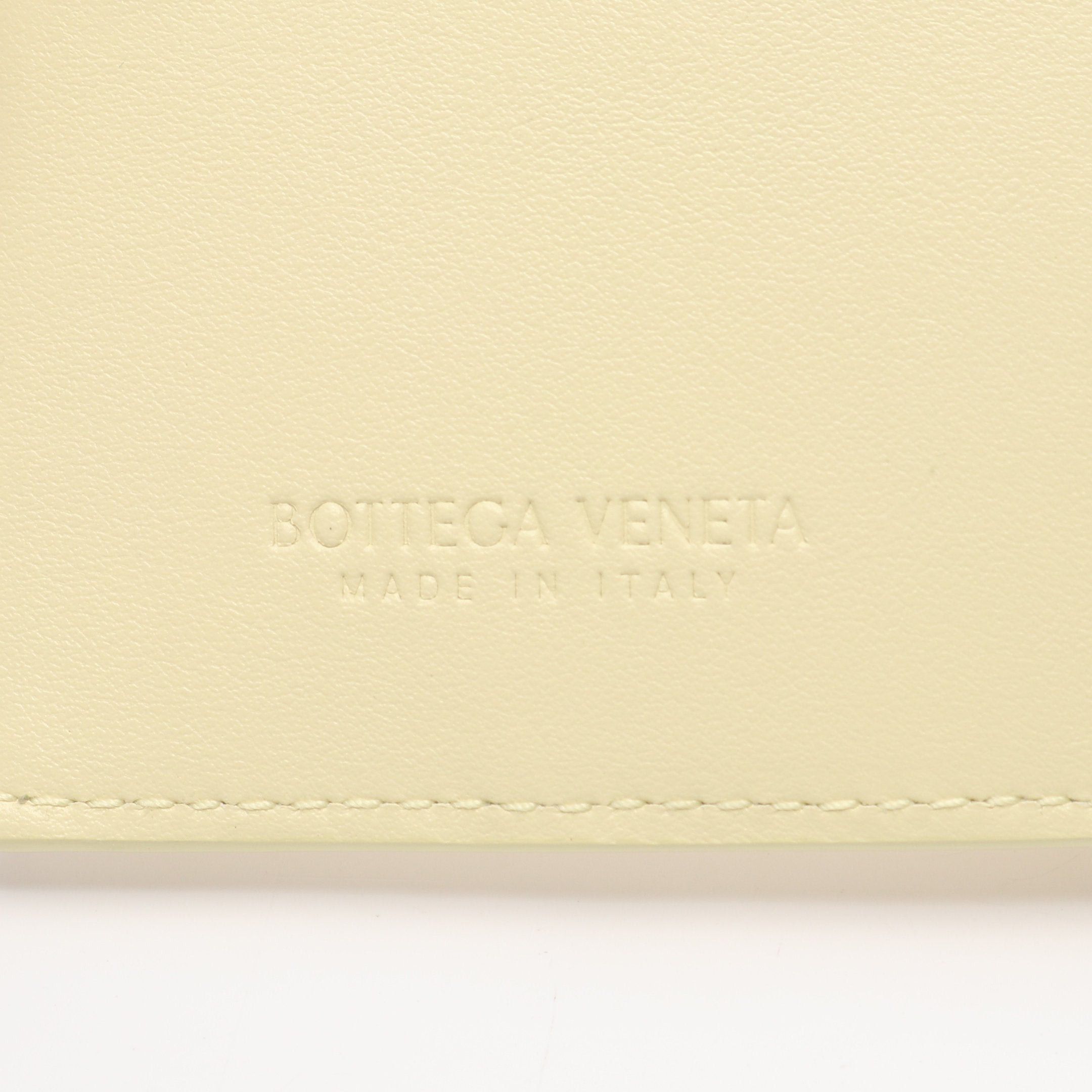 Bottega Veneta Bottega Veneta Intrecciato Bi-Fold Wallet Leather Light Yellow Size ONE SIZE - 4 Thumbnail