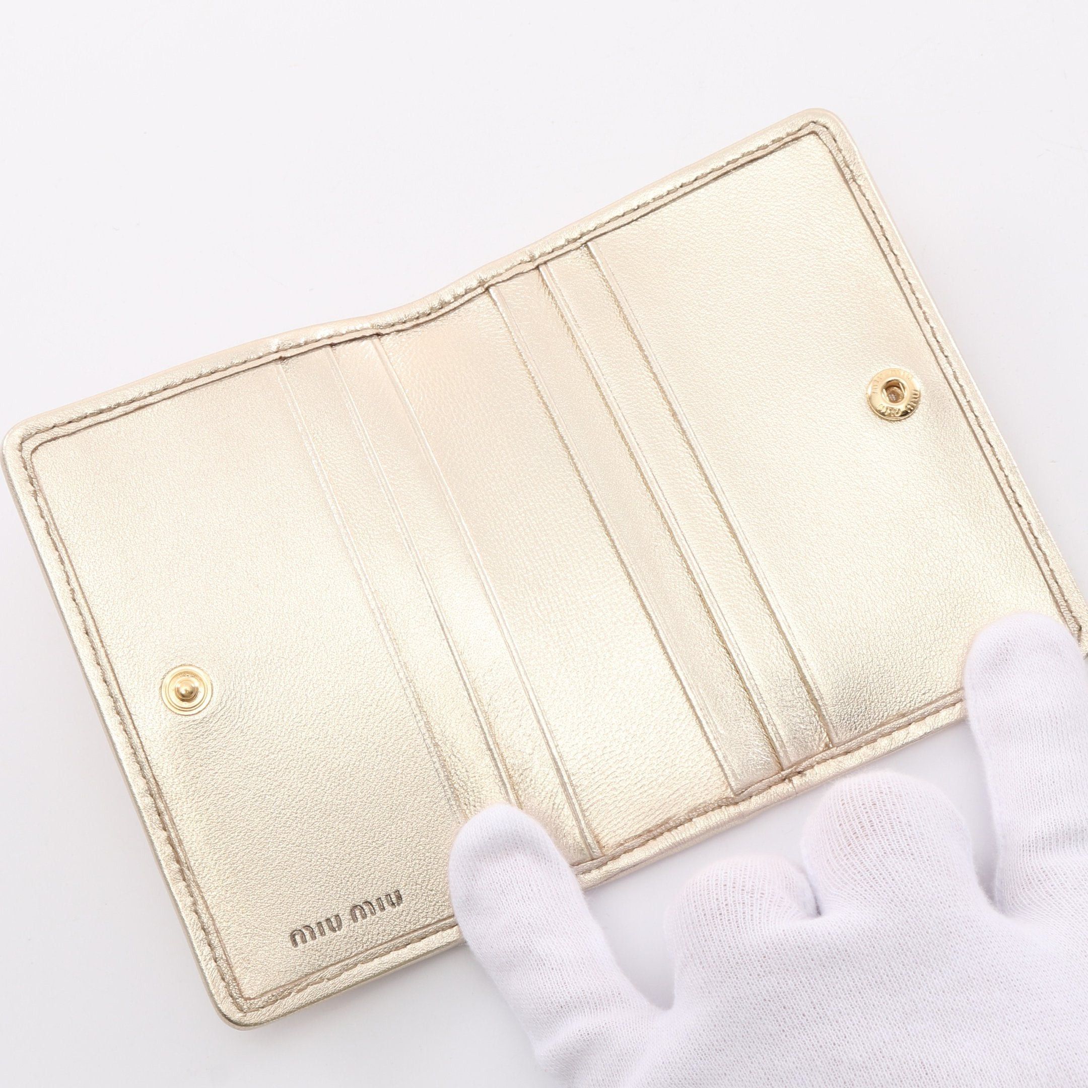 Miu Miu Miu Miu Matelasse Miu Card Case Leather Champagne Gold Size ONE SIZE - 3 Thumbnail
