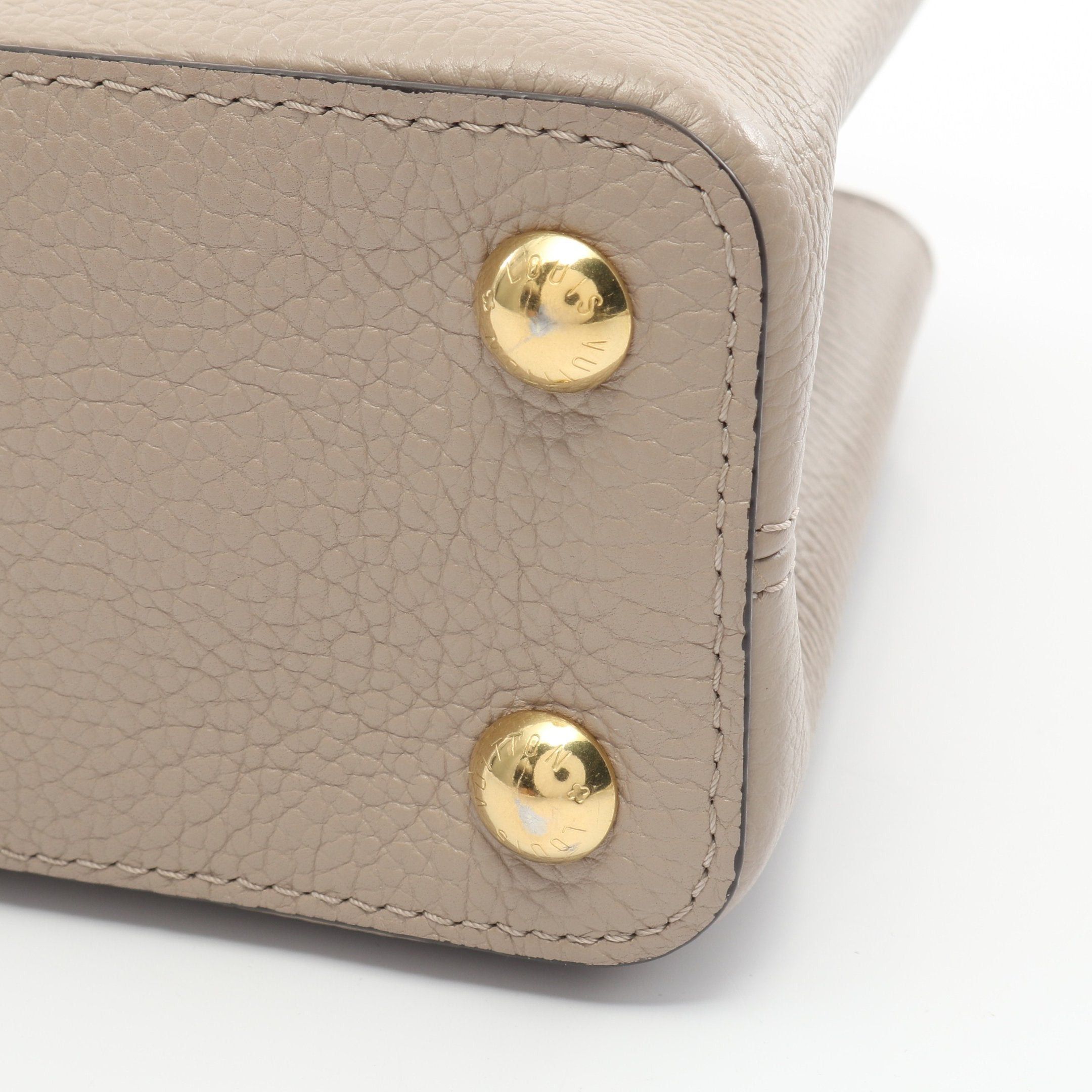 Louis Vuitton Louis Vuitton Capucines Bb Carré Handbag Taurillon Leather Gray Beige Size ONE SIZE - 8 Thumbnail
