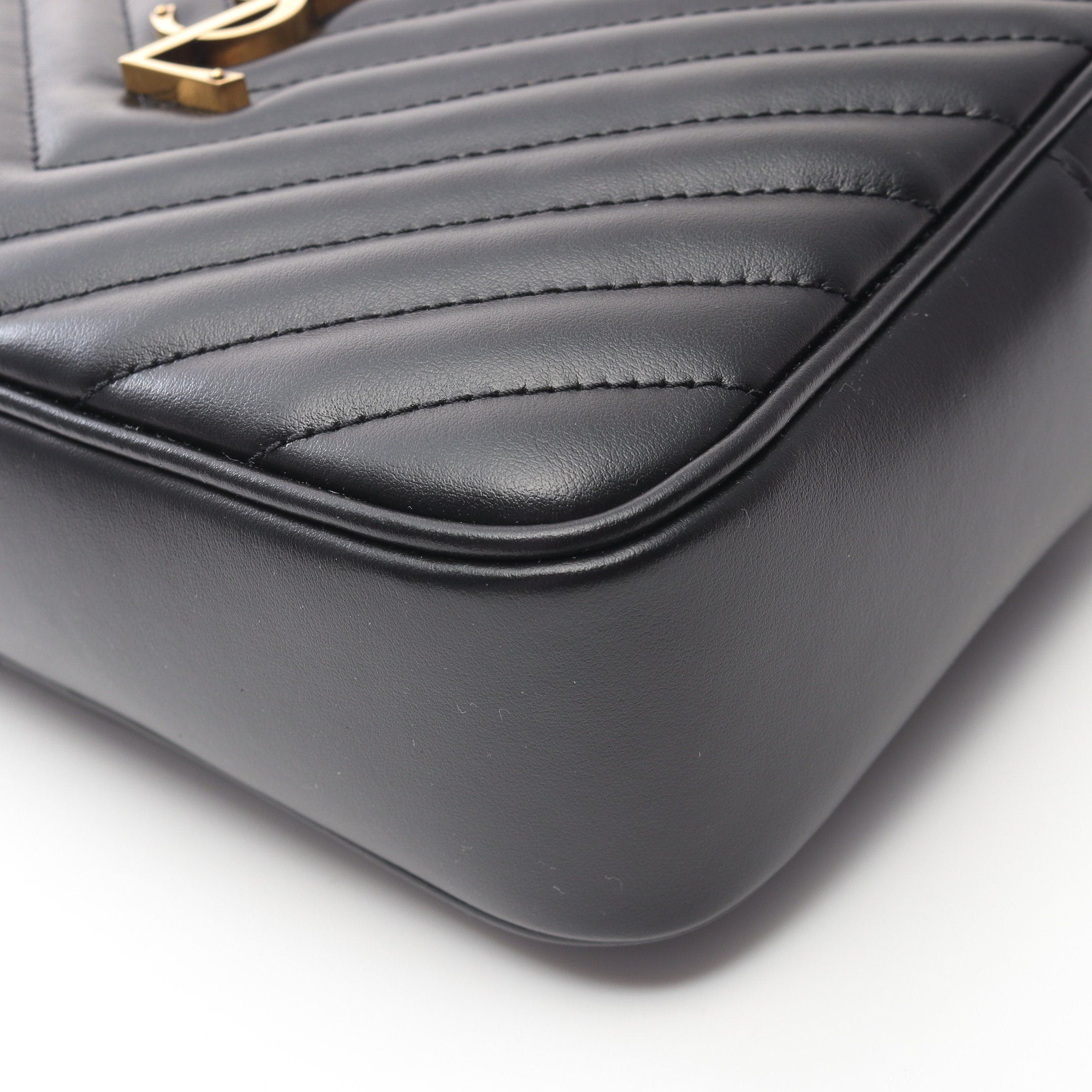 Yves Saint Laurent Yves Saint Laurent Lou Roux Monogram Camera Bag Shoulder Leather Black Size ONE SIZE - 5 Thumbnail