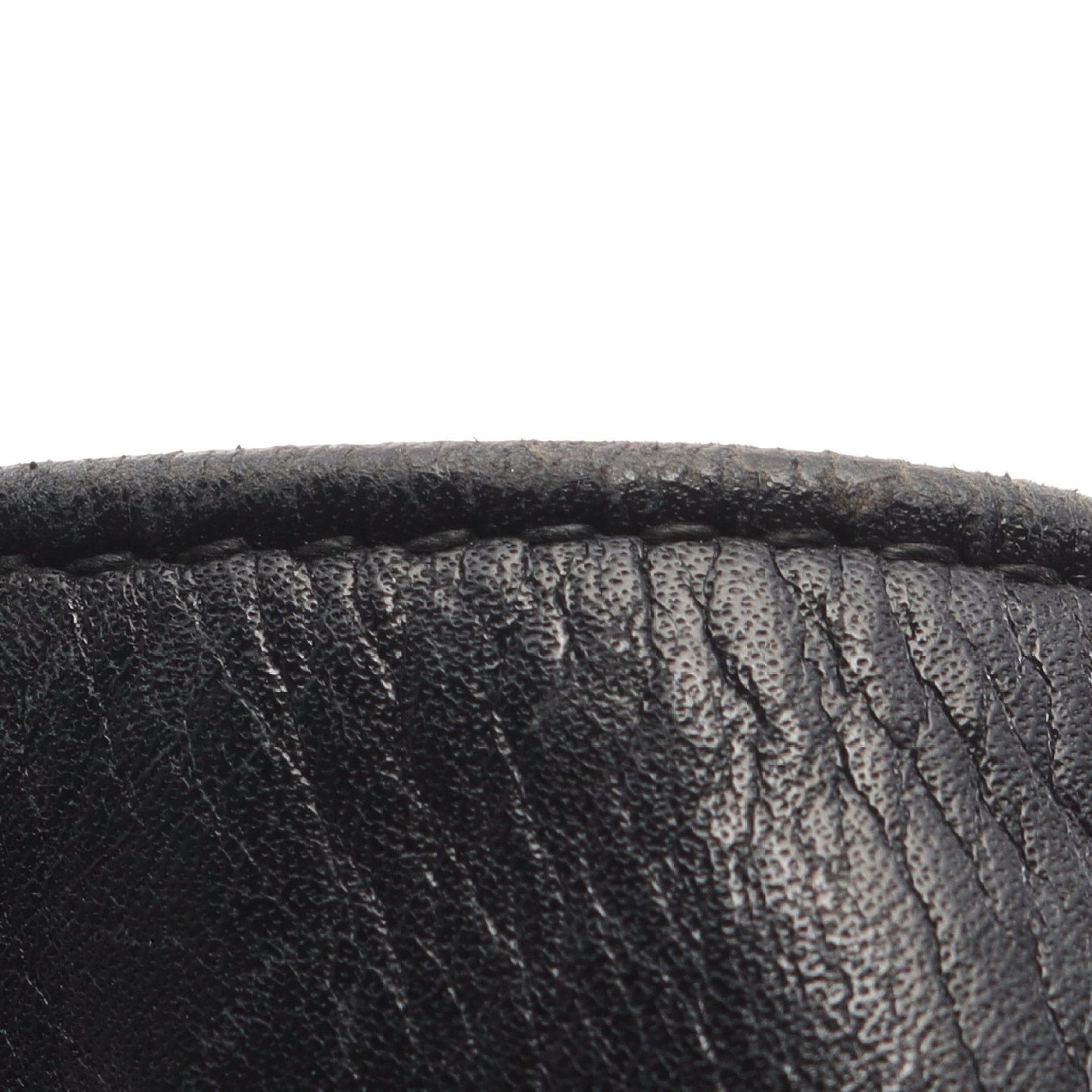 Chanel Chanel Bicolore Bucket Bag Purse Chain Shoulder Leather Black Gold Hardware With Pouch Size ONE SIZE - 5 Thumbnail